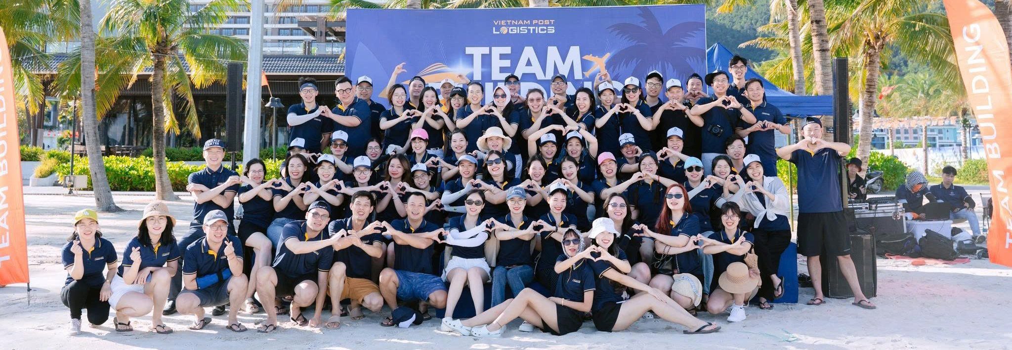 Ảnh tập thể Công ty Vietnam Post Logistics 2025